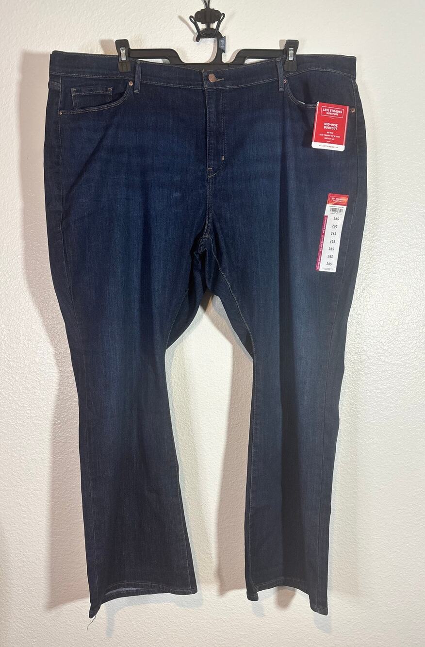 Levi Strauss Signature NWT Women's Size 26W Short Soft Stretch Bootcut Jeans